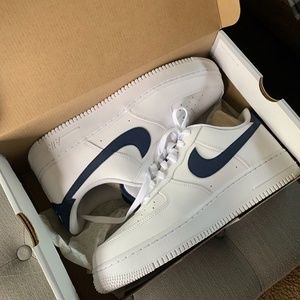 Brand new Nike AIRFORCE 1 - white with navy blue swoosh
